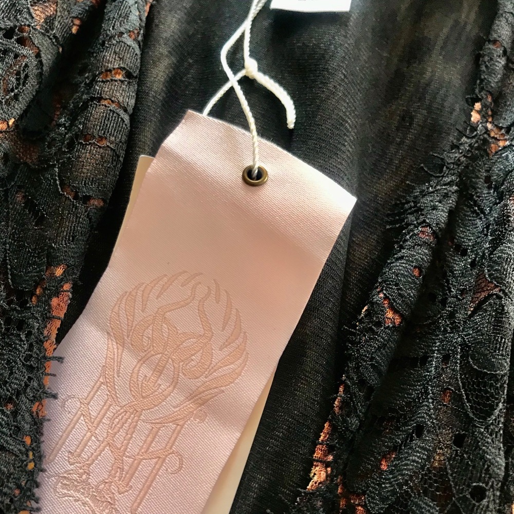 Black Beauties🖤✨ - Picture 5 of 16